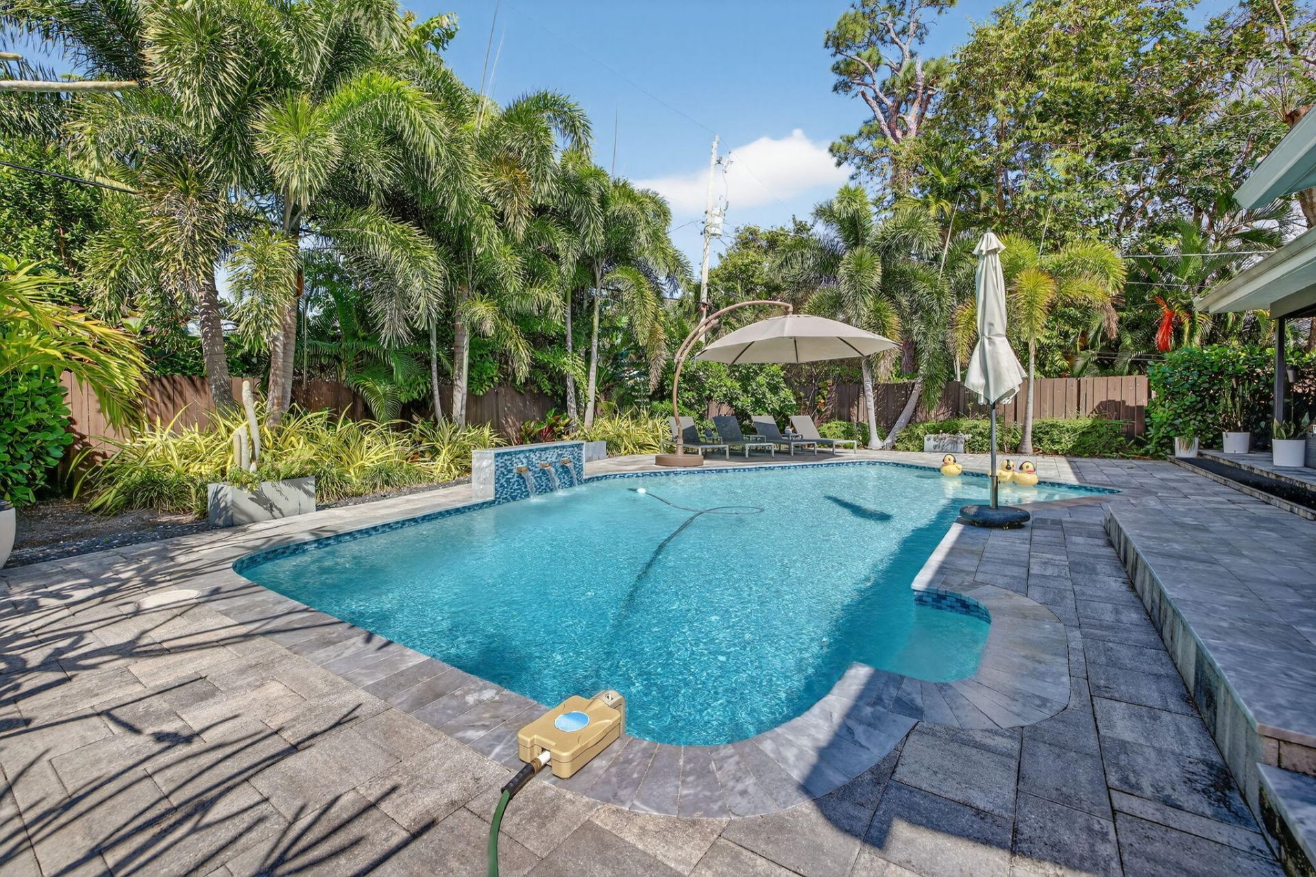 1721 NE 37th Street, Oakland Park, FL 33334 Photo