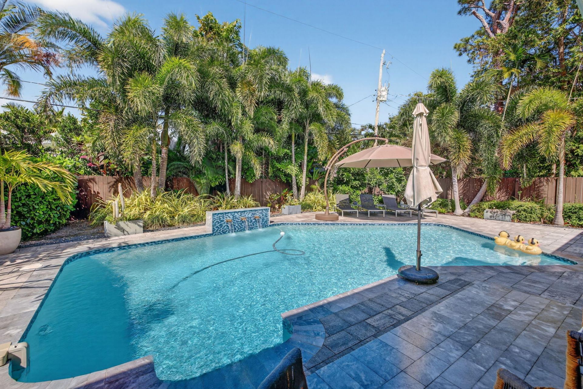 1721 NE 37th Street, Oakland Park, FL 33334 Photo