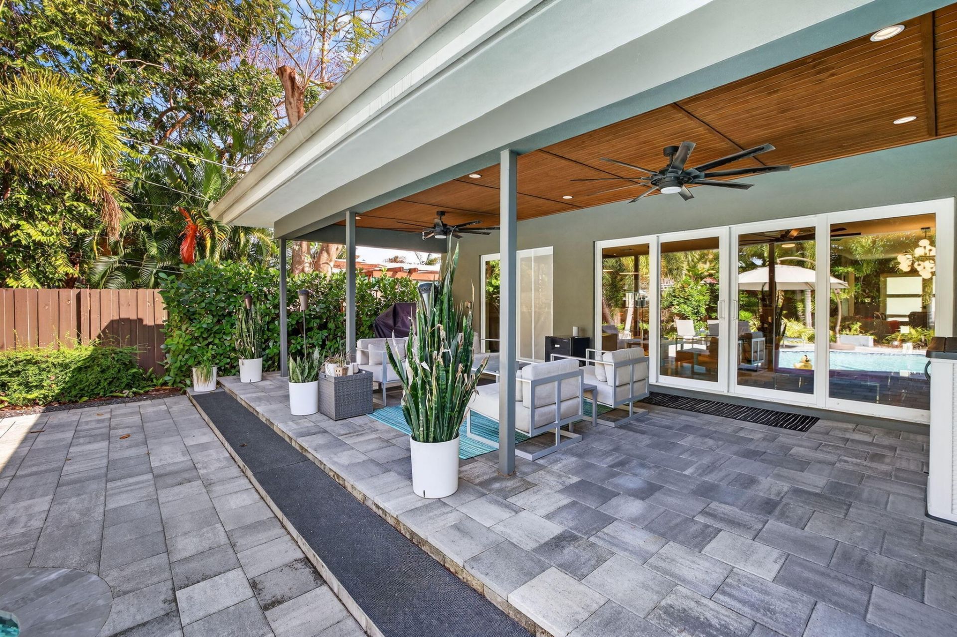 1721 NE 37th Street, Oakland Park, FL 33334 Photo