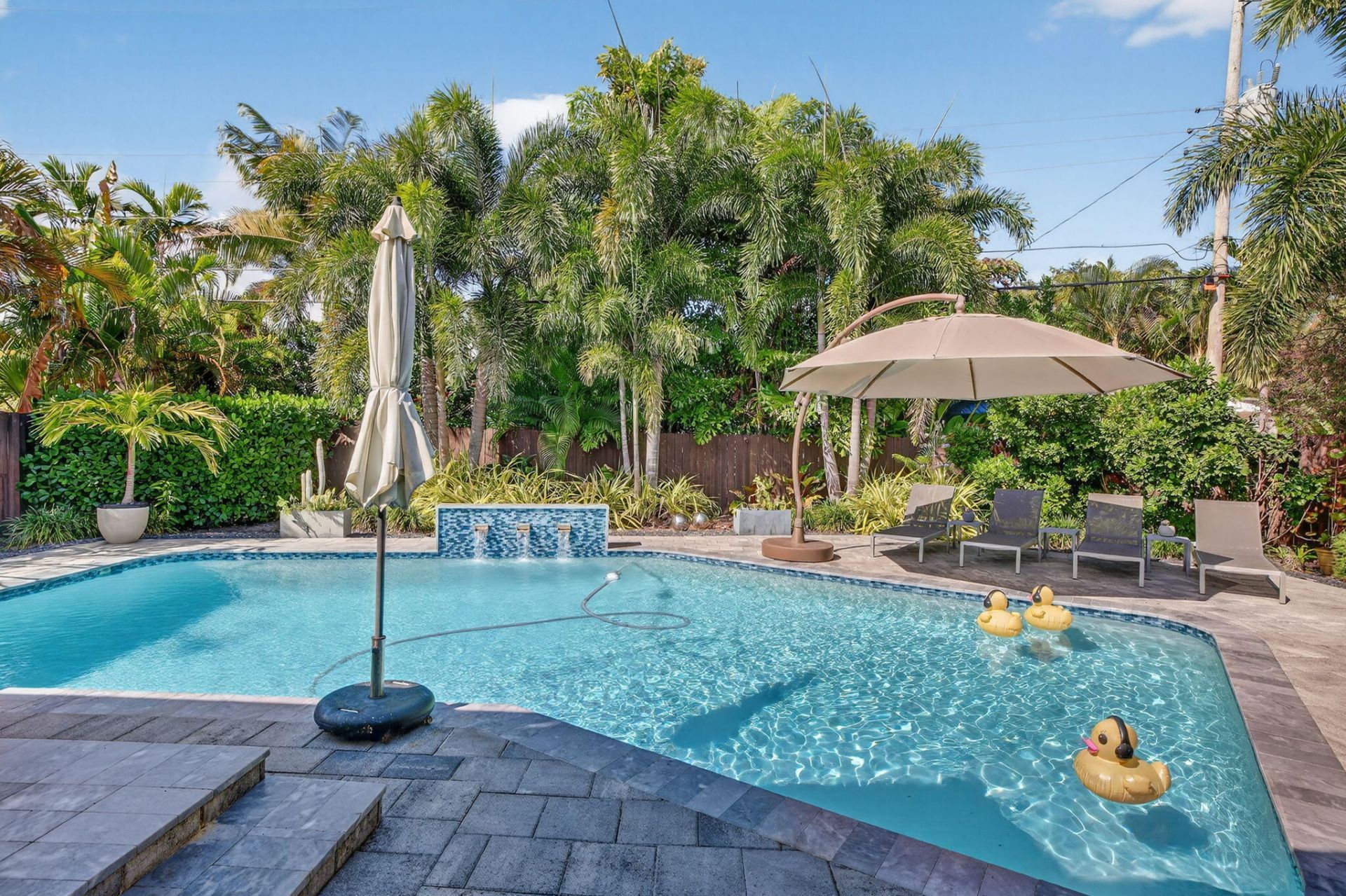 1721 NE 37th Street, Oakland Park, FL 33334 Photo