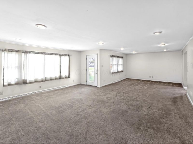 307 Harcourt Road, Mount Vernon, OH 43050 Photo 5