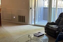 10301 N Kings Hwy. photo 4