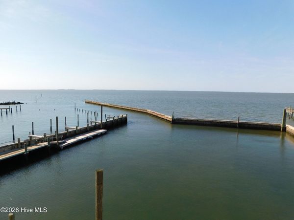 142 S Ferry Dock Road, Unit B, Harkers Island, NC 28531