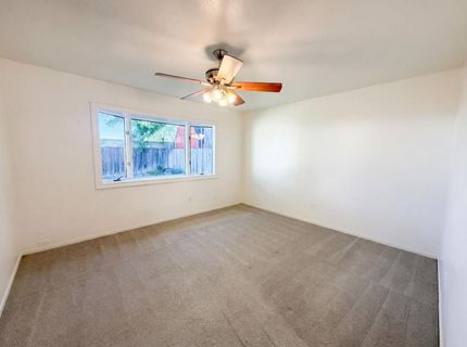 9648 Elmira Cir, Sacramento, CA 95827 Photo