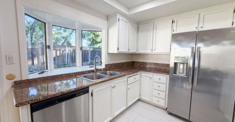 9648 Elmira Cir, Sacramento, CA 95827 Photo