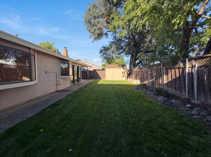 9648 Elmira Cir, Sacramento, CA 95827 Photo