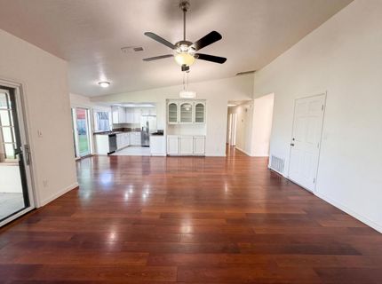 9648 Elmira Cir, Sacramento, CA 95827 Photo