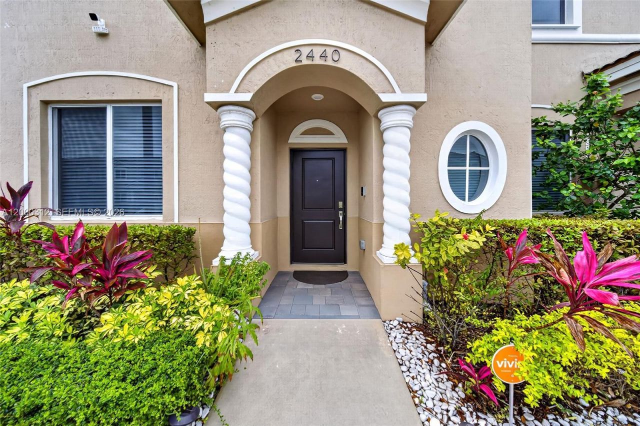 2440 SE 10th Ct, Homestead, FL 33035 Photo