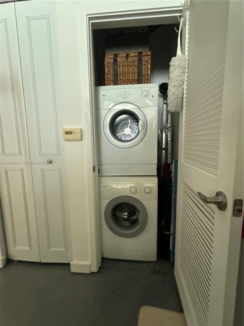 300 S Australian Ave, Unit 809, West Palm Beach, FL 33401 Photo