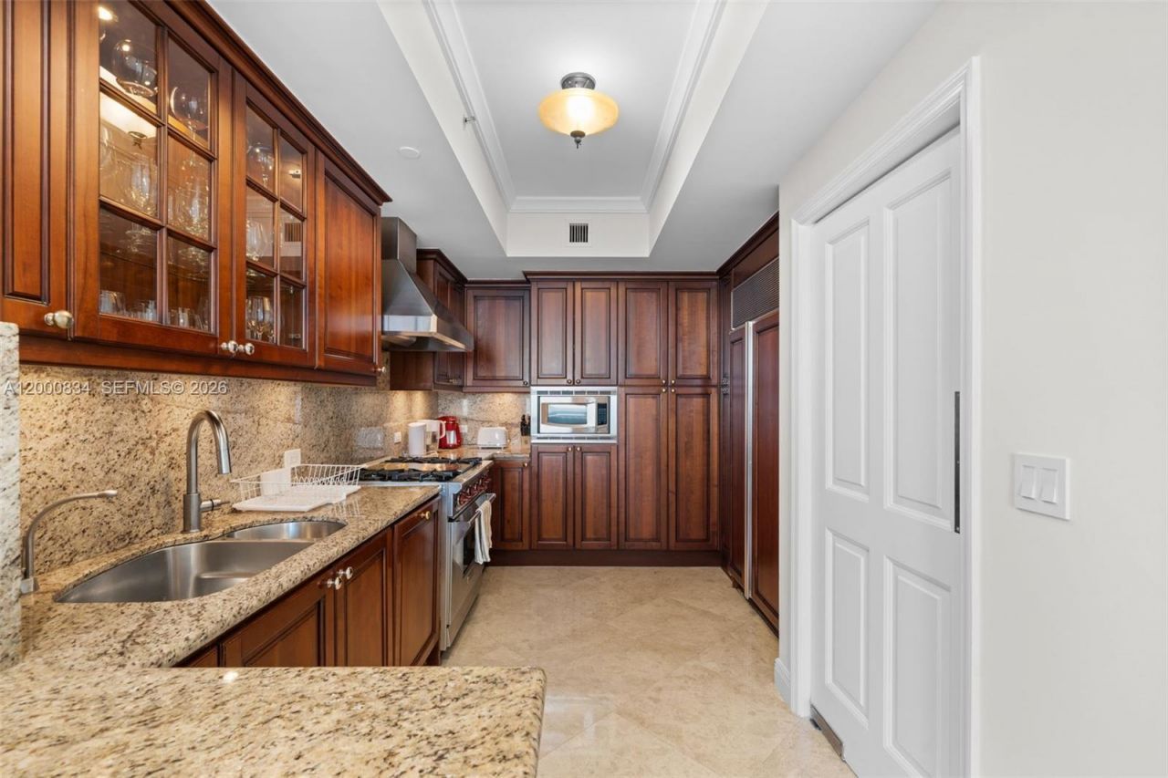 17875 Collins Ave, Unit 3205, Sunny Isles Beach, FL 33160 Photo