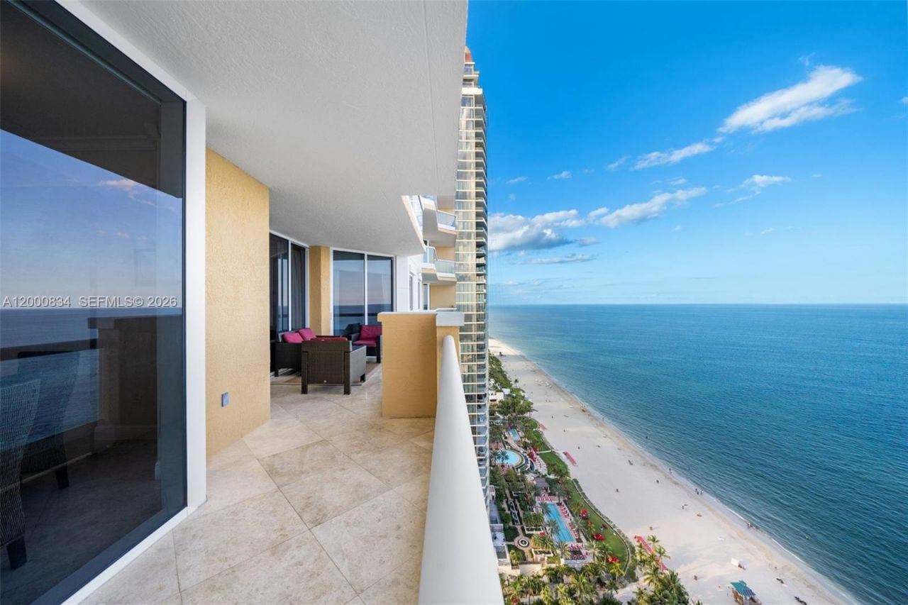 17875 Collins Ave, Unit 3205, Sunny Isles Beach, FL 33160 Photo