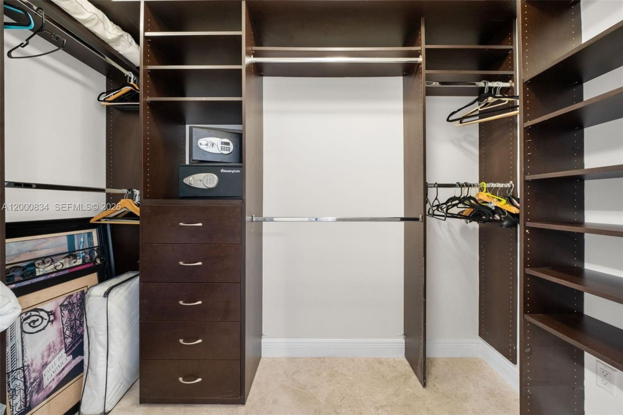 17875 Collins Ave, Unit 3205, Sunny Isles Beach, FL 33160 Photo