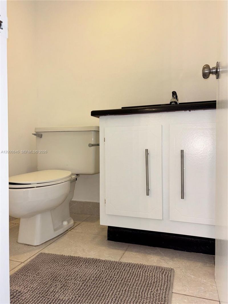 403 NW 68th Ave, Unit 502, Plantation, FL 33317 Photo