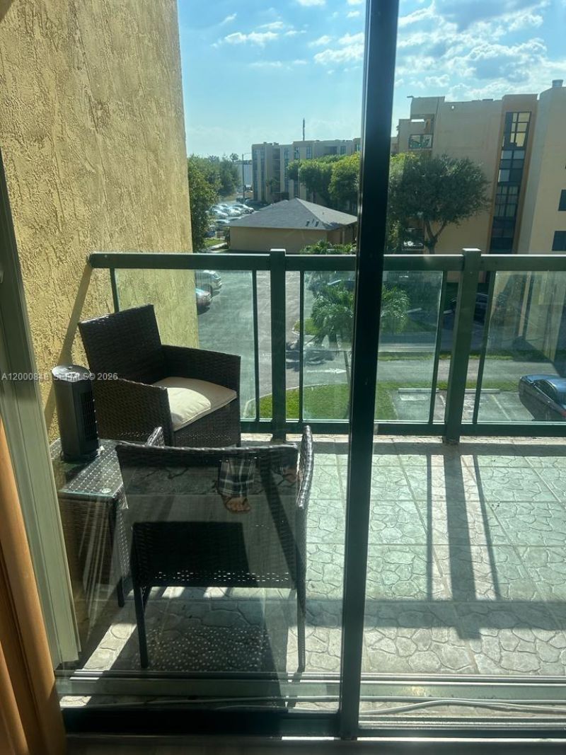 11790 SW 18th St, Unit 405-3, Miami, FL 33175 Photo