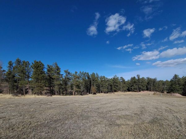 12756 CLUBVIEW DR, Hot Springs, SD 57747