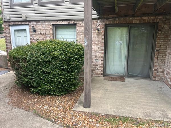 145 Sandridge Drive, Collinsville, IL 62234