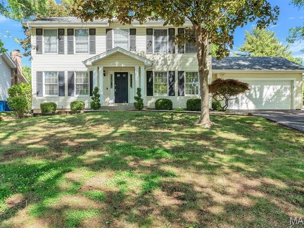 15355 Highcroft Drive, Chesterfield, MO 63017