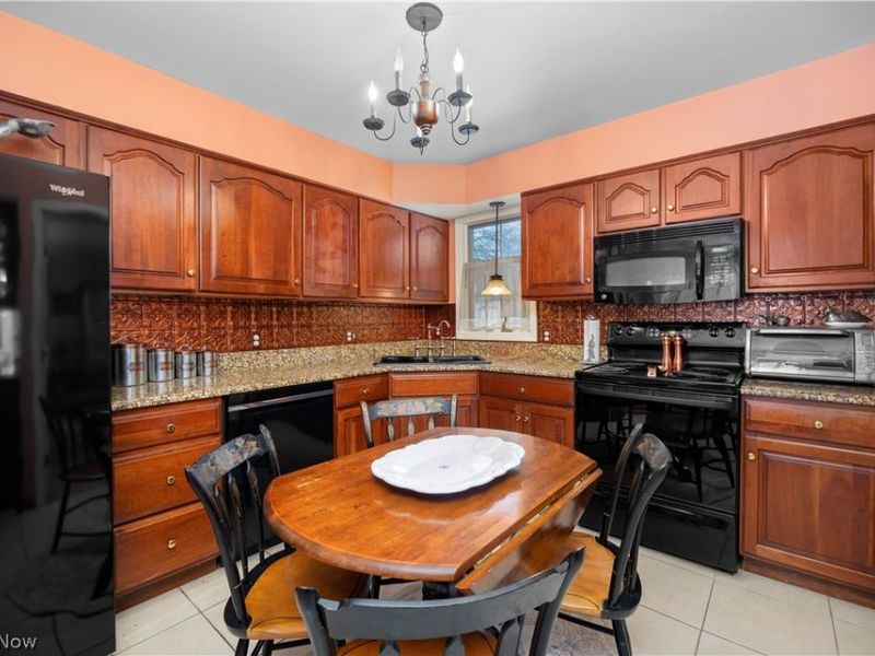 4190 E Normandy Park Drive, Medina, OH 44256 Photo 8