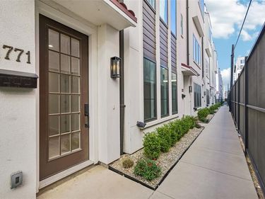 1771 Novela Way, Dallas, TX 75215