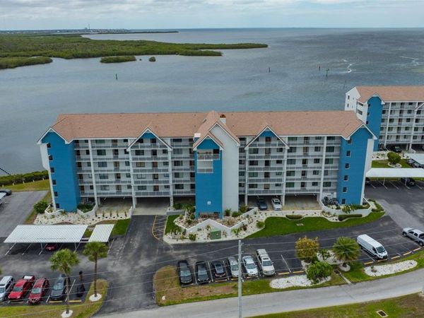 4620 BAY BOULEVARD, Unit 1117, PORT RICHEY, FL 34668