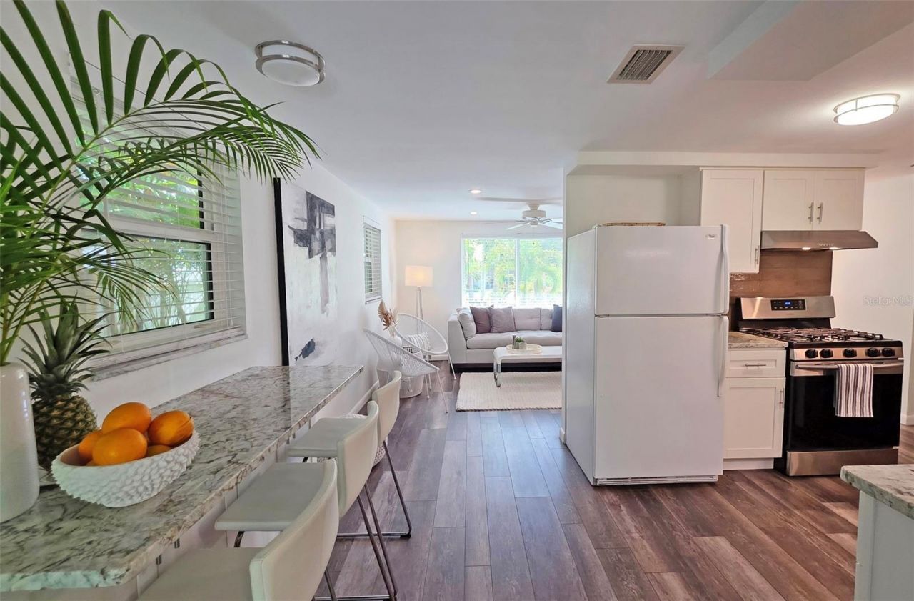 3419 Chapel Drive, Sarasota, FL 34234 Photo