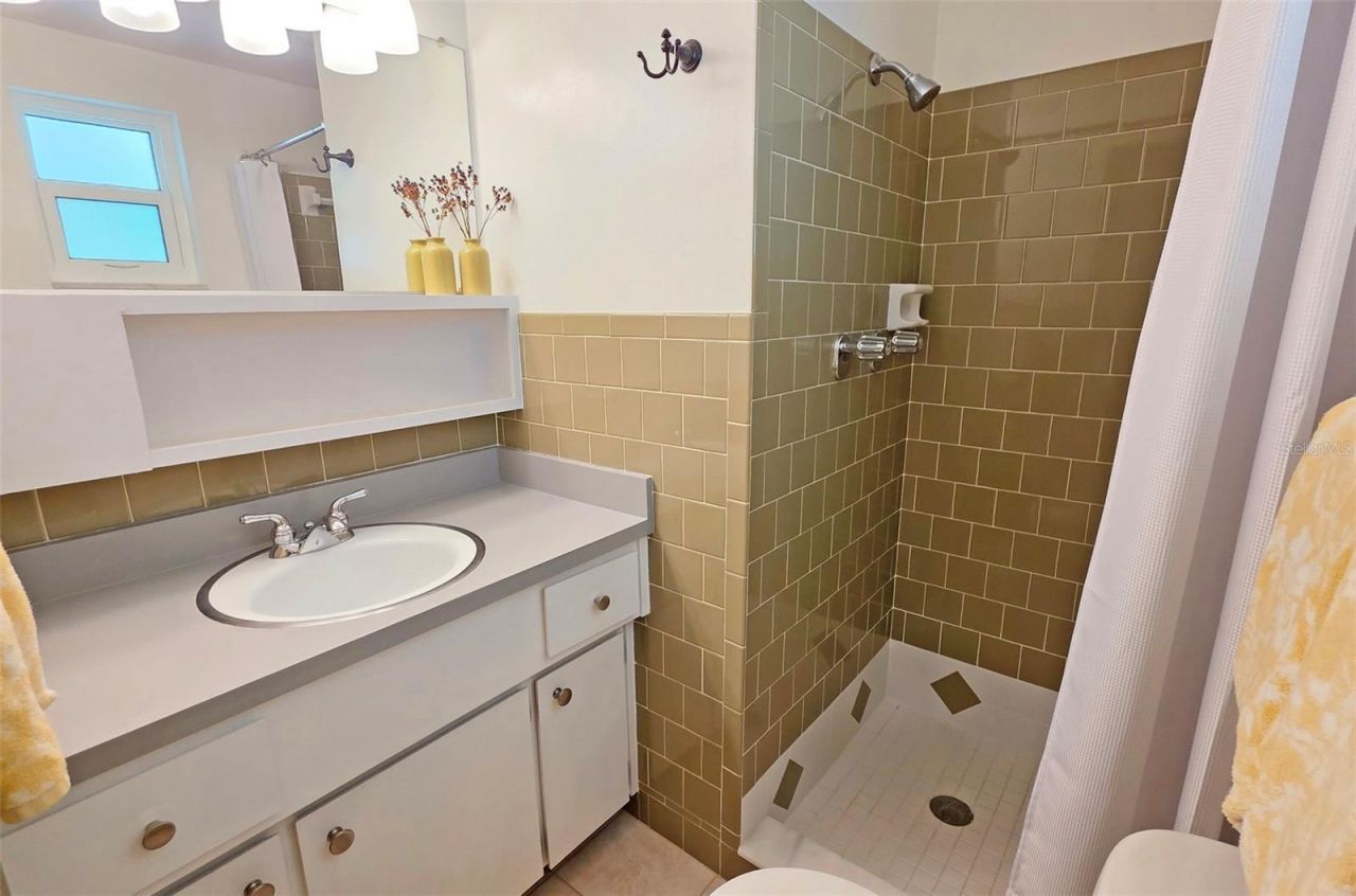 3419 Chapel Drive, Sarasota, FL 34234 Photo