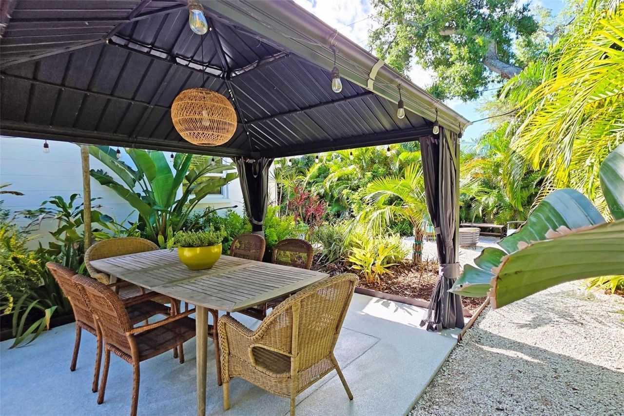 3419 Chapel Drive, Sarasota, FL 34234 Photo