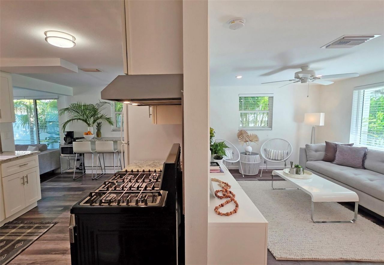 3419 Chapel Drive, Sarasota, FL 34234 Photo