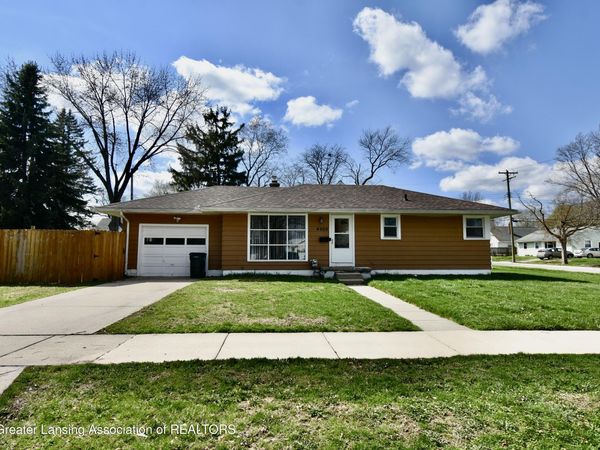 4500 Devonshire Avenue, Lansing, MI 48910