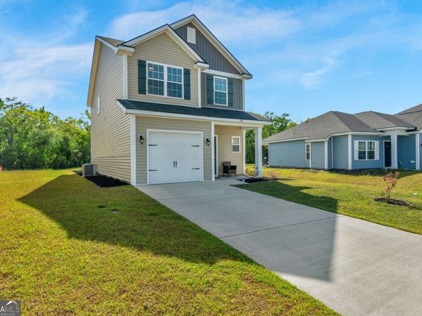 286 Joann Lewis Lane, Hinesville, GA 31313