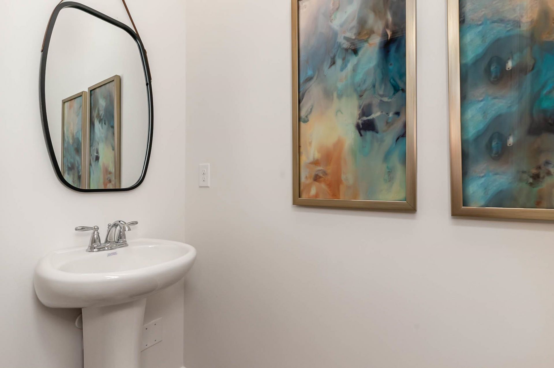 730 Hadara Dr Photo 5