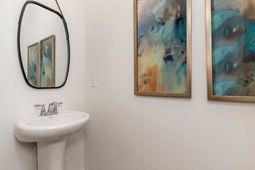 730 Hadara Dr photo 4