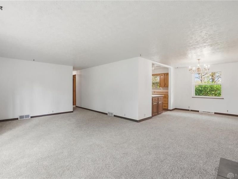 4258 Lyndell Drive Drive, Dayton, OH 45432 Photo 10