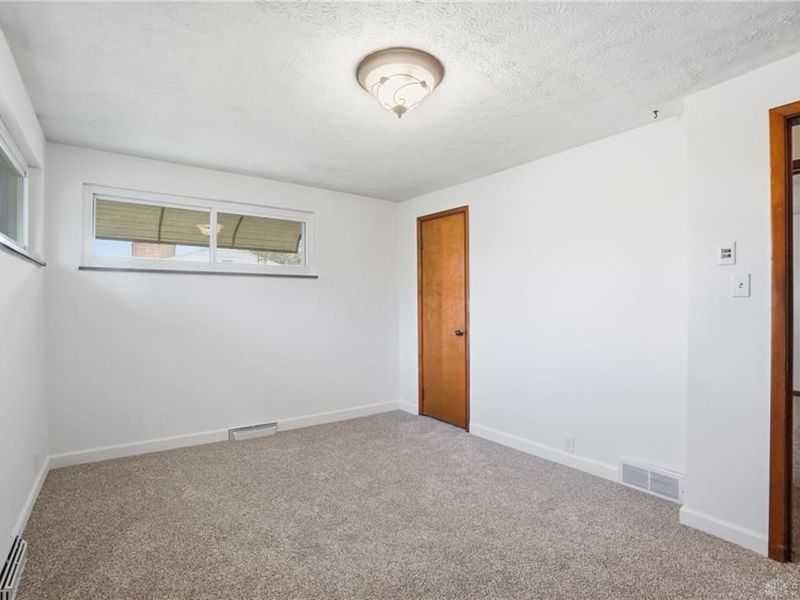 4258 Lyndell Drive Drive, Dayton, OH 45432 Photo 18