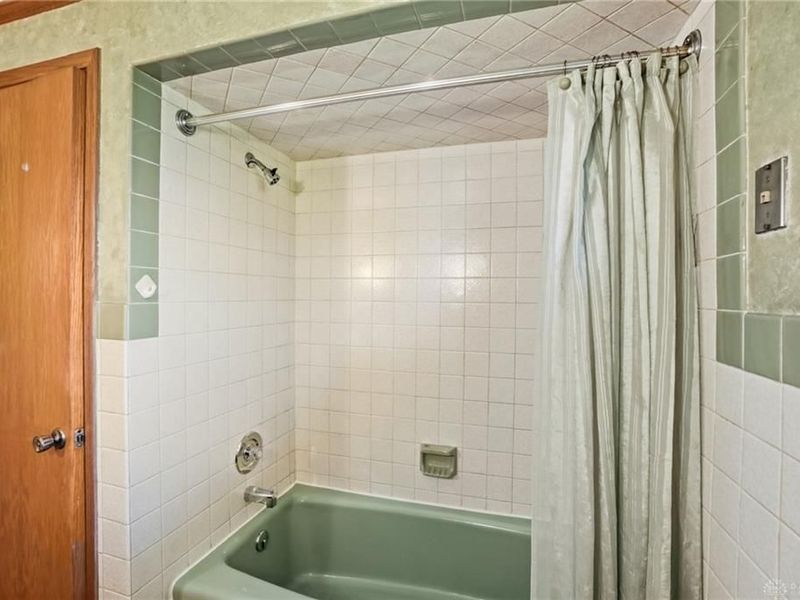 4258 Lyndell Drive Drive, Dayton, OH 45432 Photo 21