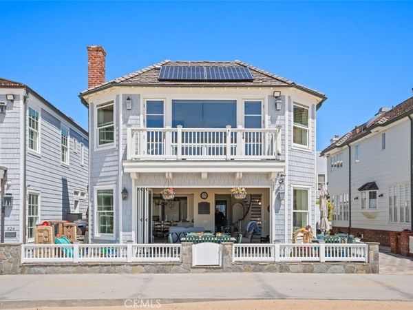522 W Oceanfront, Newport Beach, CA 92661