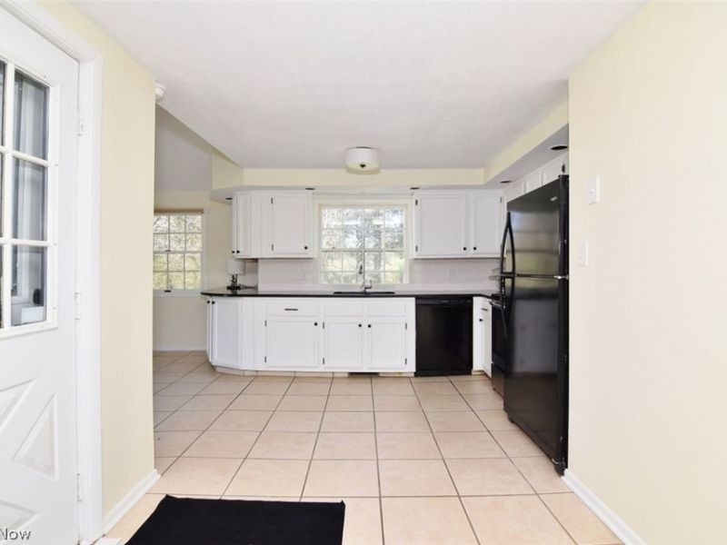 35755 Miles Road, Moreland Hills, OH 44022 Photo 11