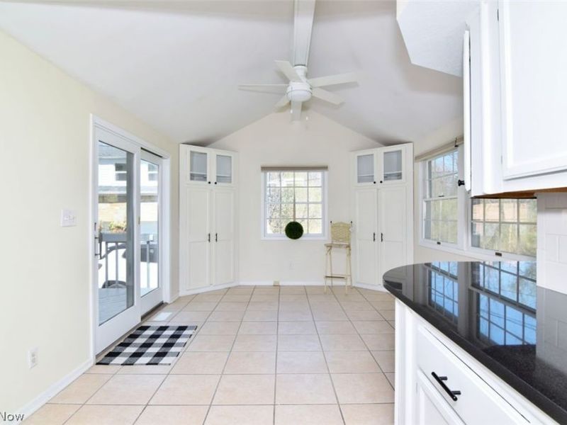 35755 Miles Road, Moreland Hills, OH 44022 Photo 16