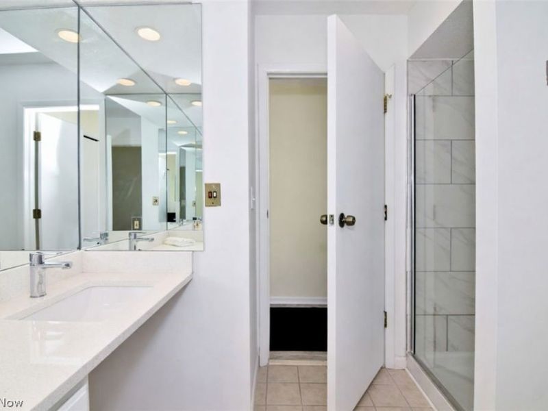 35755 Miles Road, Moreland Hills, OH 44022 Photo 21