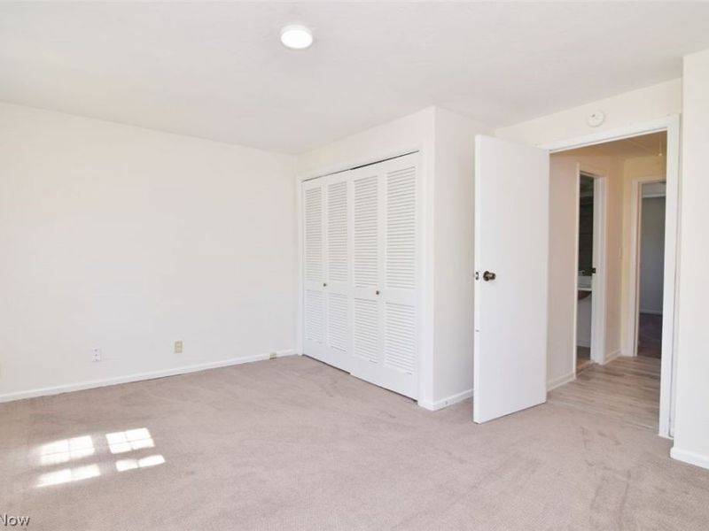 35755 Miles Road, Moreland Hills, OH 44022 Photo 28