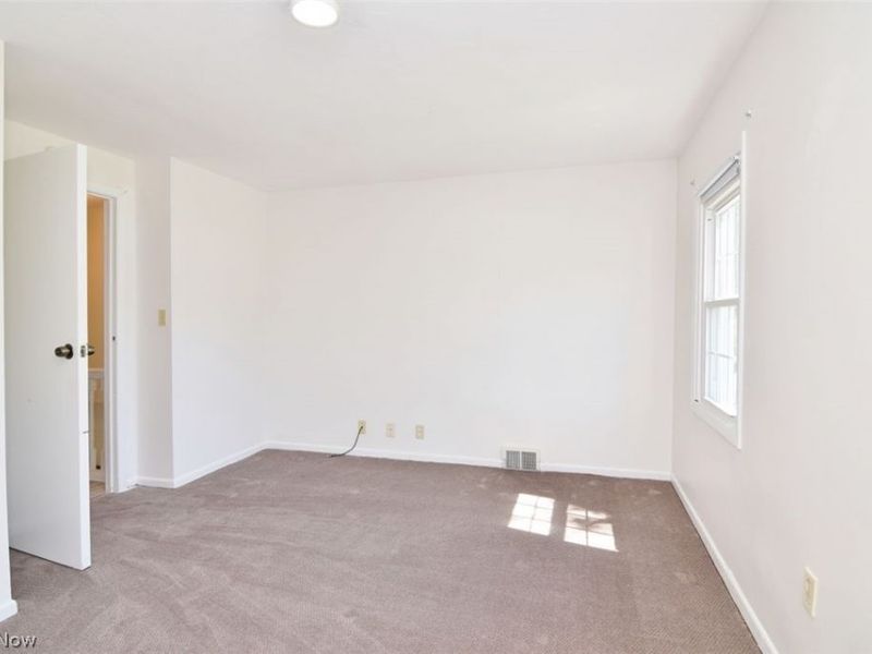 35755 Miles Road, Moreland Hills, OH 44022 Photo 29