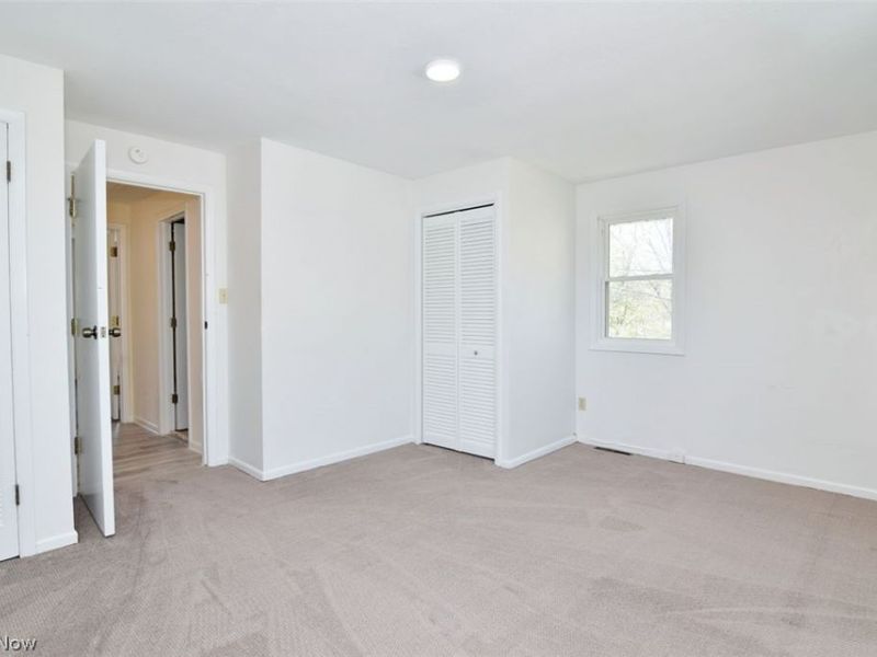 35755 Miles Road, Moreland Hills, OH 44022 Photo 33