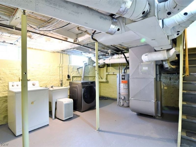 35755 Miles Road, Moreland Hills, OH 44022 Photo 37