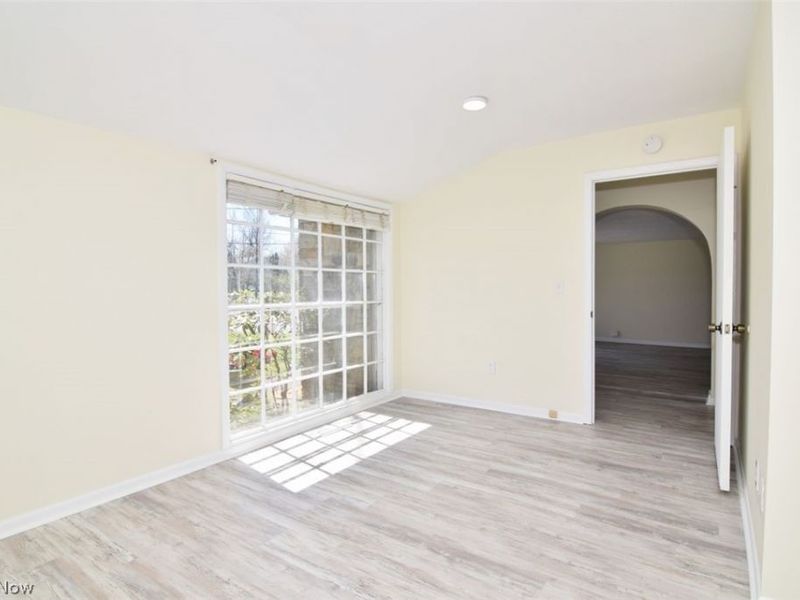 35755 Miles Road, Moreland Hills, OH 44022 Photo 9