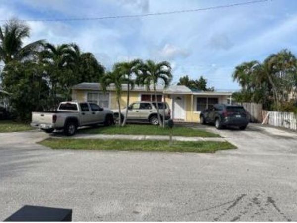 922 SW 11th Avenue, Delray Beach, FL 33444