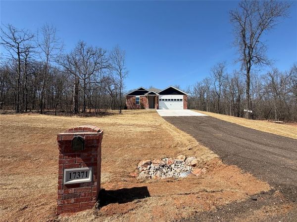 17371 Lantana Loop, Newalla, OK 74857