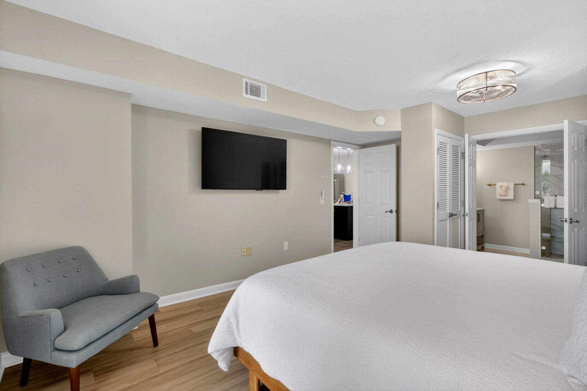 7600 Palmetto Drive Photo 16