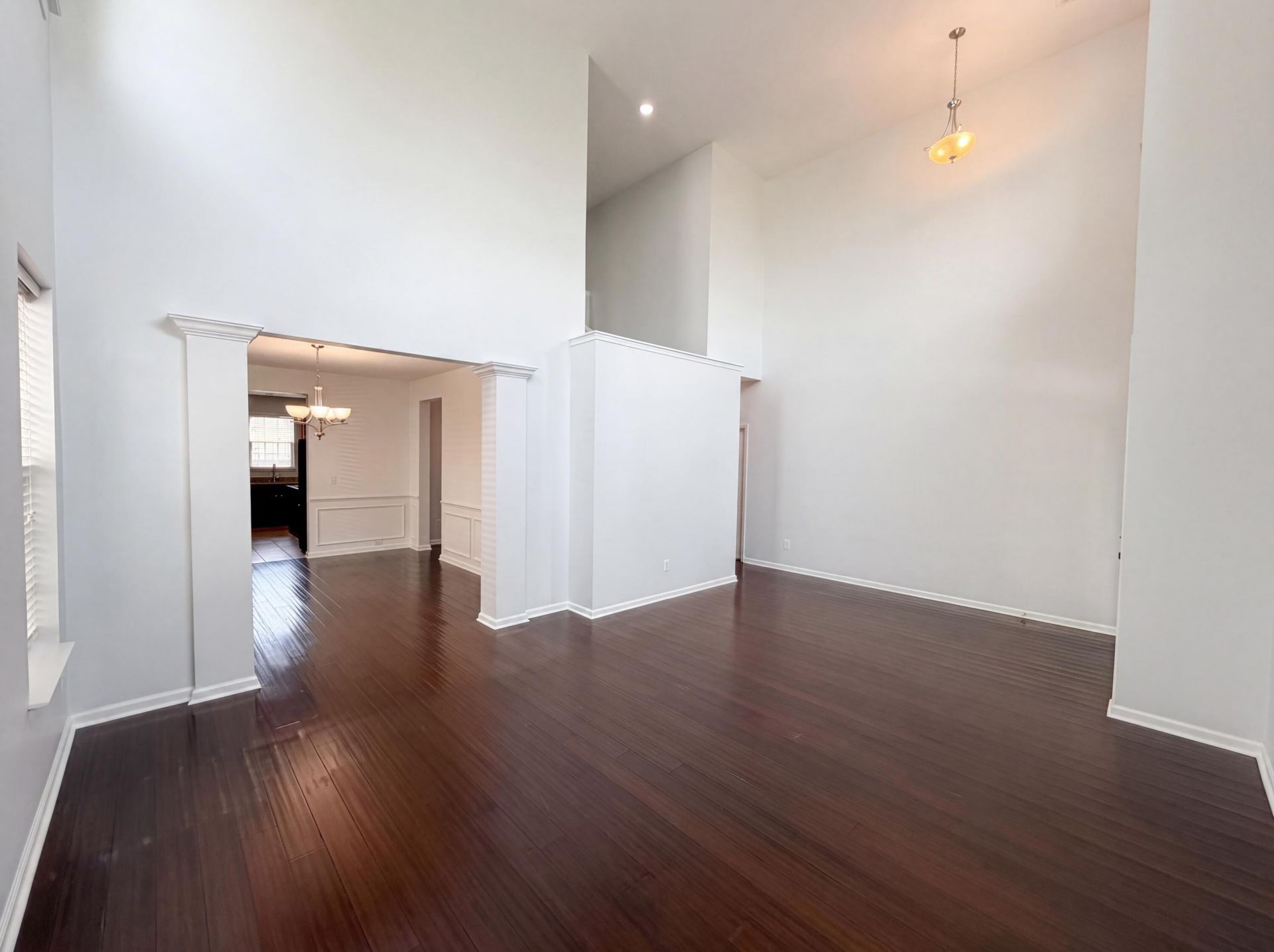 133 Roadster Row Photo 10