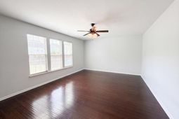 133 Roadster Row photo 4