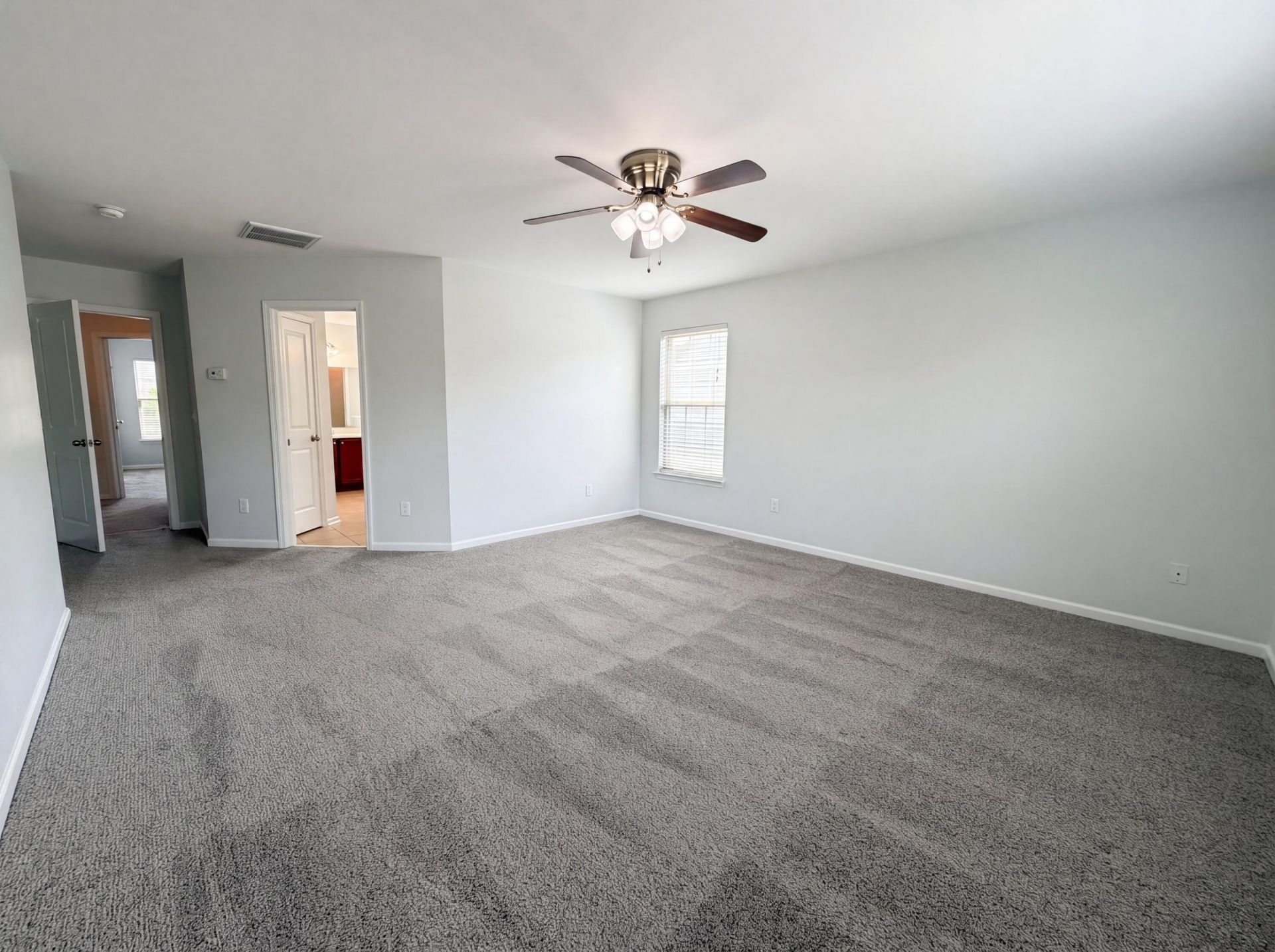 133 Roadster Row Photo 19